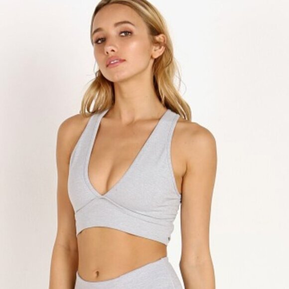 Varley Walsh Crop Plunge Open Back Sports Bra in Gray Heather Ash Size S - Picture 1 of 6